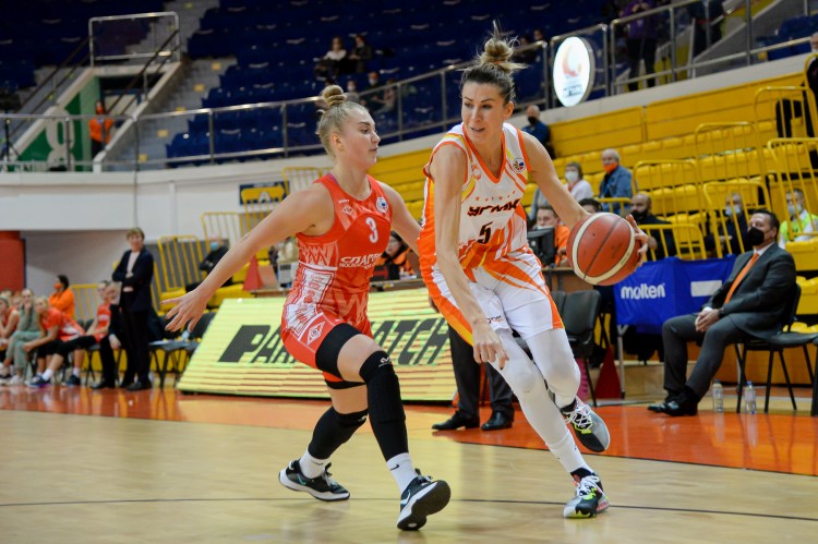 20211025 UMMC-Spartak-6055.jpg
