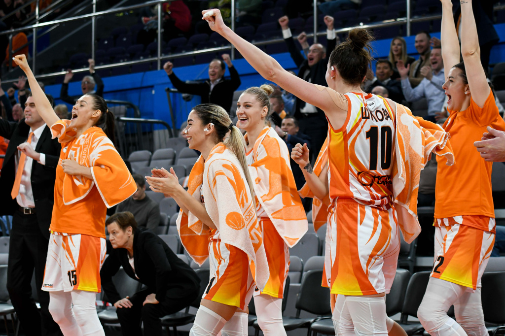 20221130 UMMC - DinKursk-1154.jpg
