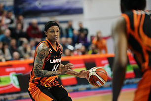 Баскетболистки УГМК обыграли курское "Динамо" и в 11-й раз стали чемпионками России