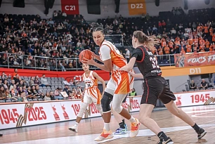 УГМК берёт первый шаг к полуфиналу